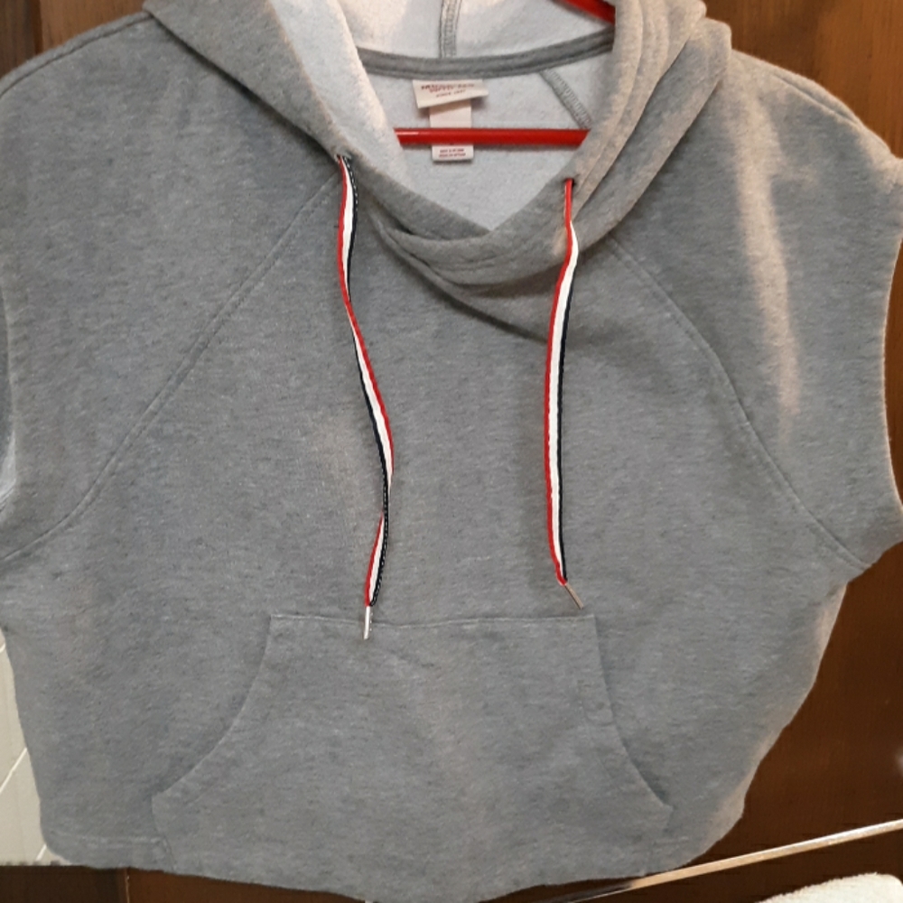 Sweatshirt - Picture 2 of 2